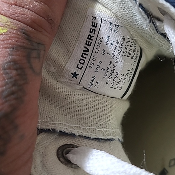 VINTAGE Converse lowtop chuck taylors - Picture 5 of 6